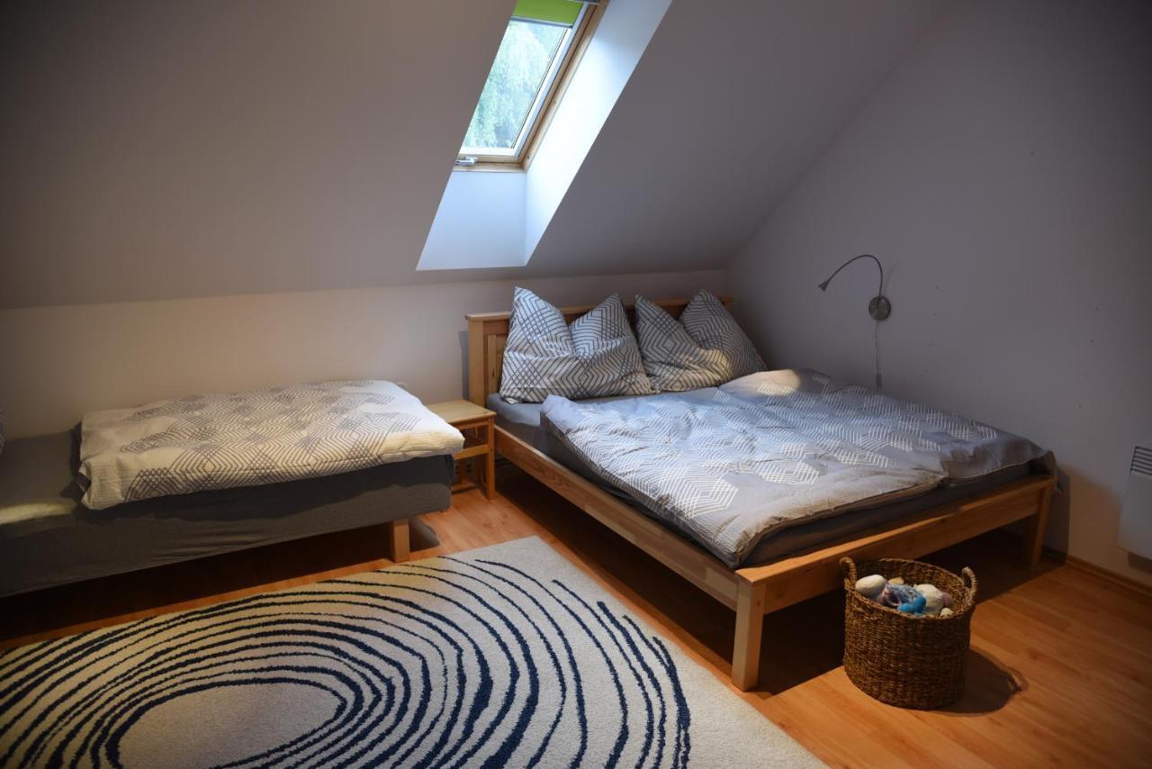 Apartman Mezi Kopci - Mid Hills Apartment Roudnice Luaran gambar