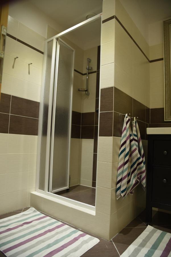 Apartman Mezi Kopci - Mid Hills Apartment Roudnice Luaran gambar