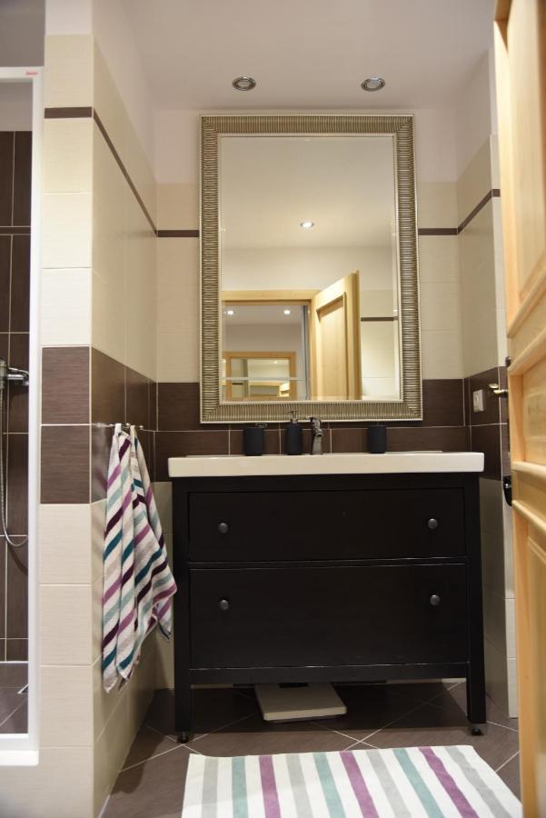 Apartman Mezi Kopci - Mid Hills Apartment Roudnice Luaran gambar